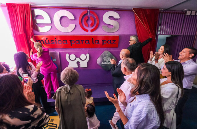 Gobierno de Jalisco y Fundación Alejandro Fernández hacen eco a niños y niñas del Hogar Cabañas con formación musical para La Paz