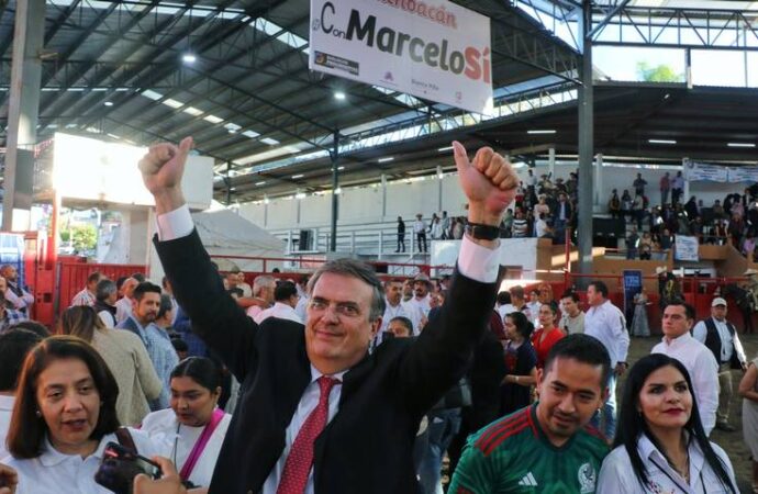 Michoacan recibe y dara a Marcelo Ebrard calido respaldo