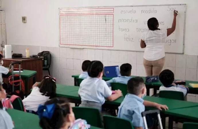 Nayarit adelanta fin de cursos de escuelas de nivel básico