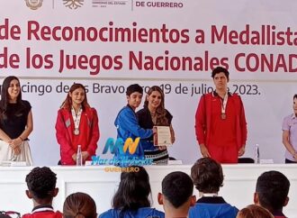 Entrega Evelyn Salgado reconocimiento a medallistas de los Juegos Nacionales CONADE 2023