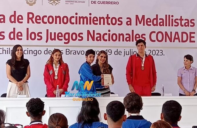 Entrega Evelyn Salgado reconocimiento a medallistas de los Juegos Nacionales CONADE 2023