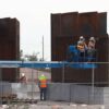 Ya comenzaron a reforzar el muro fronterizo entre Ciudad Juárez y El Paso, Texas