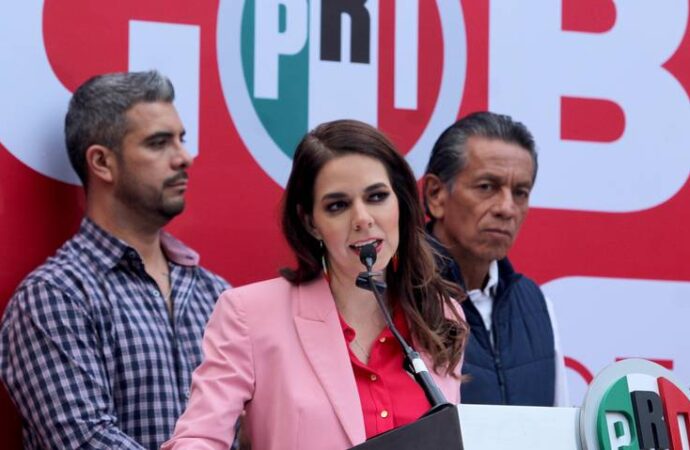 Laura Haro se registra y va para  la gubernatura de Jalisco por la Coalición Fuerza y Corazón por México