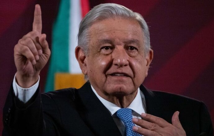 AMLO anuncia que este fin de semana inicia entrega de apoyos para materiales y pago de albañiles en Guerrero